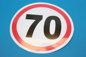 Наклейка знак  70 (ограничение скорости)  (пр-во Украина)