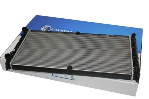 Радиатор охлаждения  ВАЗ-2123  алюминиевый  (пр-во LUZAR)