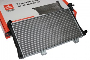 Радиатор охлаждения  ВАЗ-2121 инжектор  (пр-во ДК)