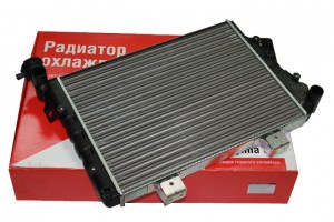 Радиатор охлаждения  ВАЗ-2105  карбюратор алюминиевый  (пр-во ДААЗ)