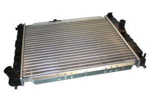 Радиатор охлаждения   DC Aveo  05-&gt;04.08  (1.2/1.4 8V)  МКПП  480x413x16mm  (пр-во AURORA)