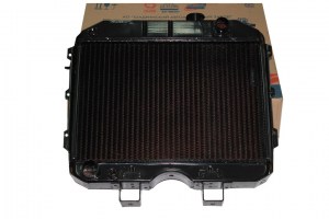 Радиатор охлаждения  УАЗ-452,469  3-х рядный медный  (пр-во ШААЗ)