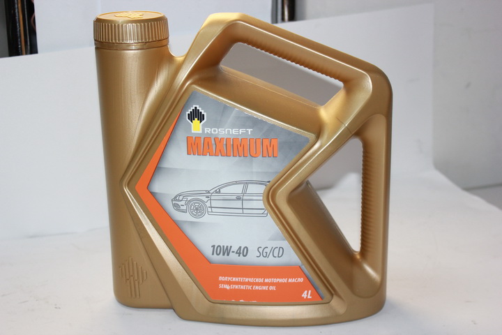 Масло моторное  Rosneft Maximum  10/40  (канистра  4л)