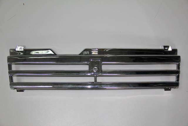 Решетка облицовки радиатора  ВАЗ-21083  (хром, пластик)  (пр-во Пластик, Сызрань)